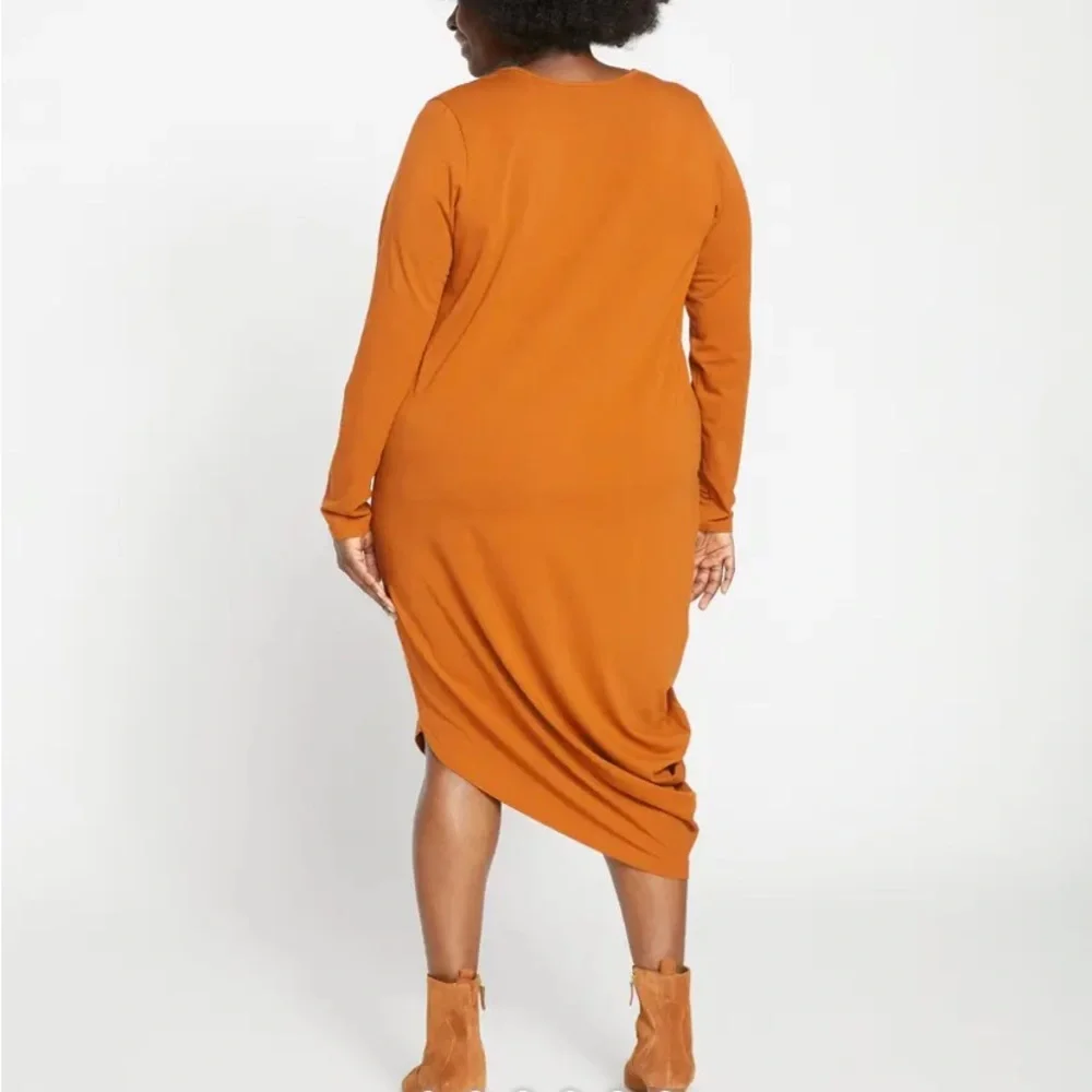 UNIVERSAL STANDARD ICONIC GENEVA V-NECKLINE DRESS ( SZ 10-12 ) CARAMEL CAFE - Picture 5 of 11